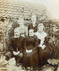 Constance Serjeant, William Barber and family